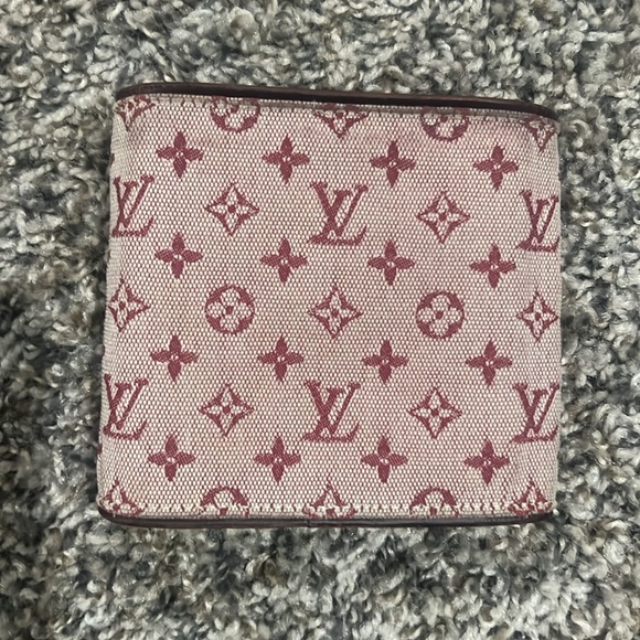 Louis Vuitton red denim wallet - Picture 2 of 7